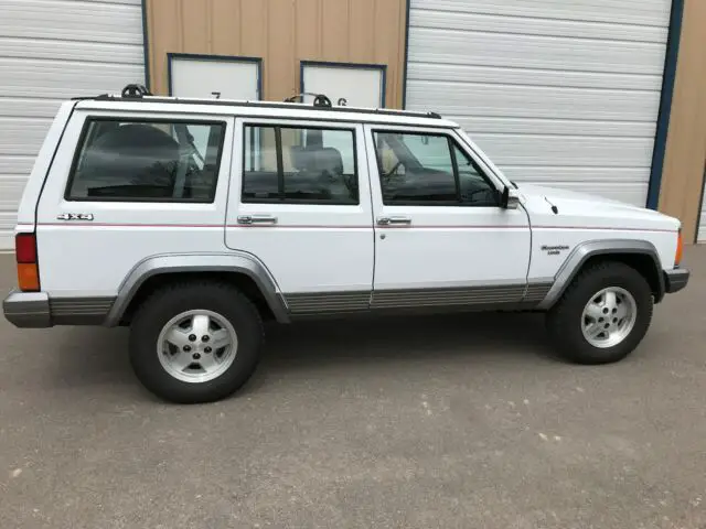 1992 Jeep Cherokee Laredo