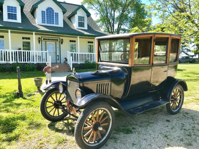1920 Ford Model T RARE CENTER DOOR