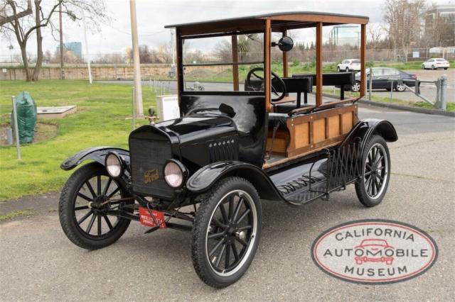 1921 Ford Model T --