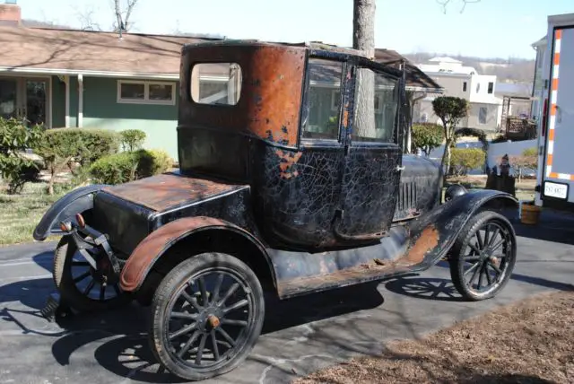 1923 Ford Model T Coupe