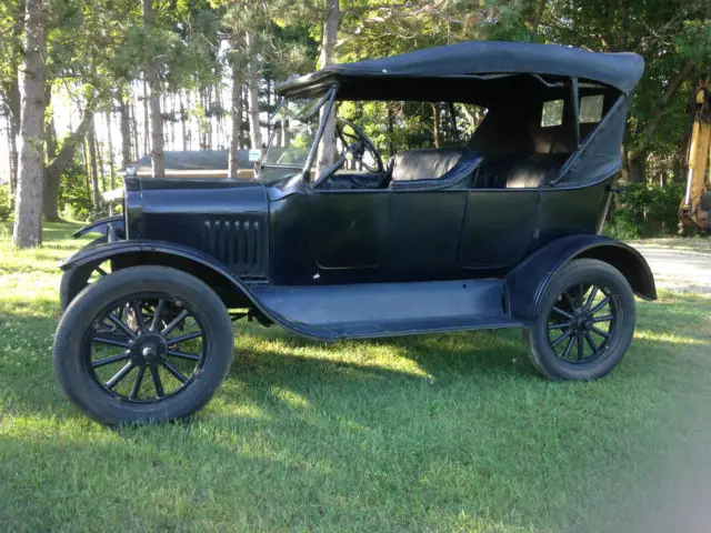 1923 Ford Model T Touring