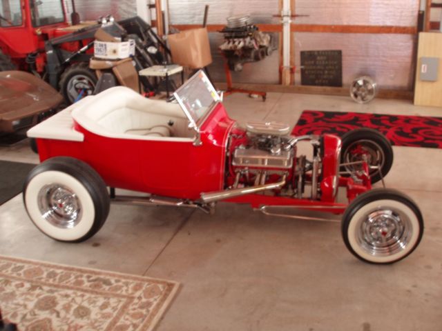 1923 Ford Model T INTERIOR WHITE MARINE VNYL