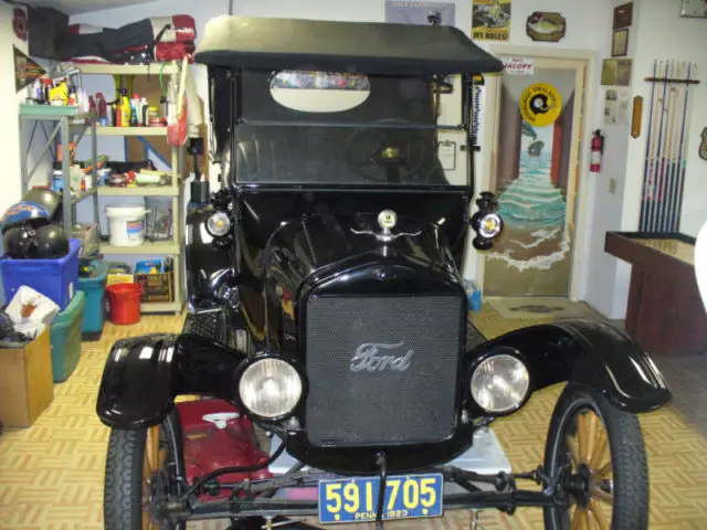 1923 Ford Model T Touring Car