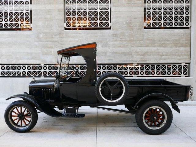 1924 Ford Model T TC Cab
