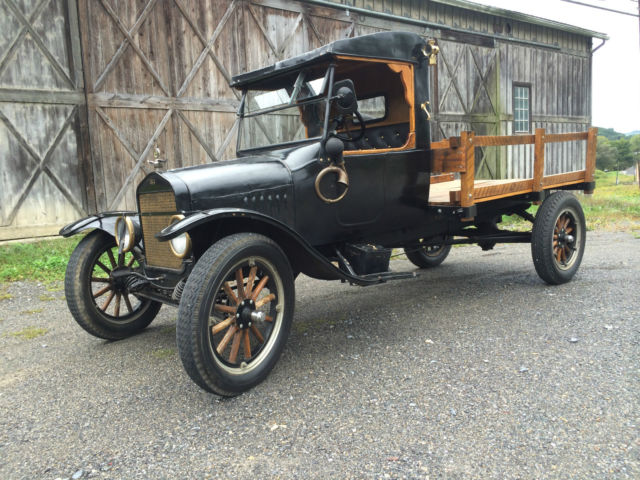 1924 Ford Model T stake body