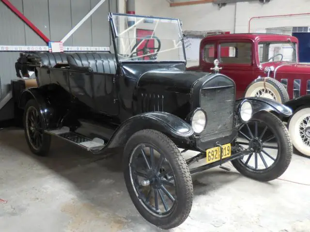 1925 Ford Model T Touring