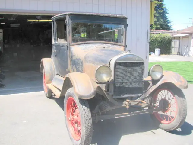 1927 Ford Model T 2 dr.