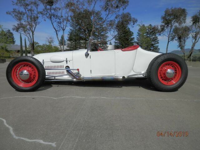 1927 Ford Model T Hot Rod Deluxe