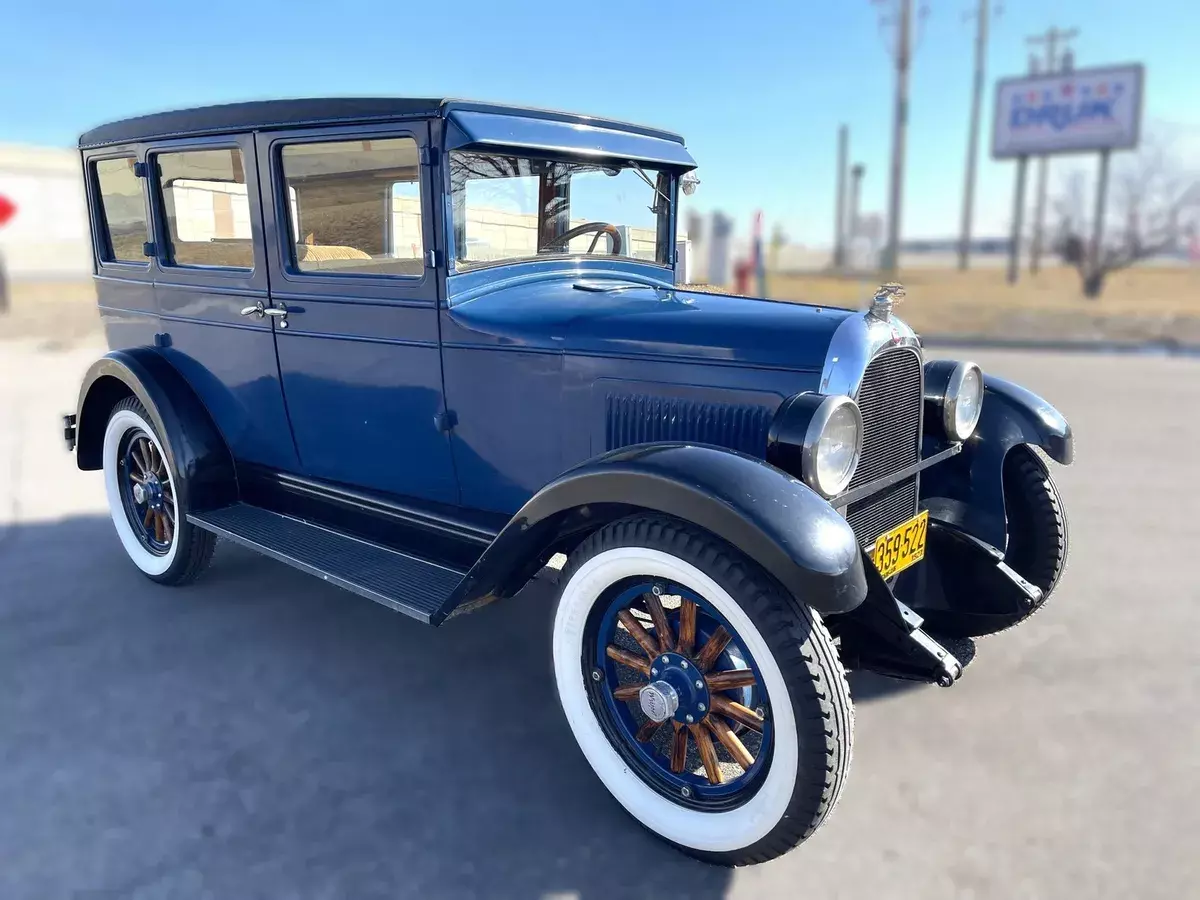 1927 Willys Whippet Sedan