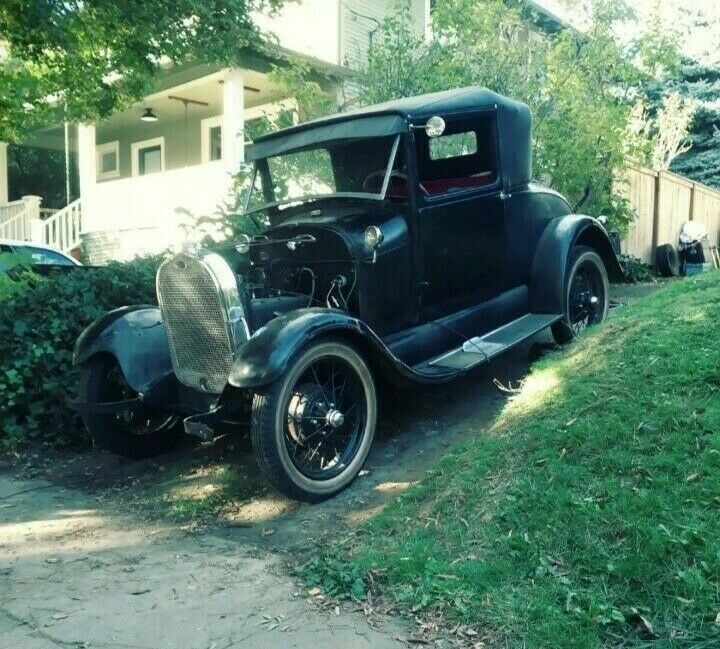 1928 Ford Model A black