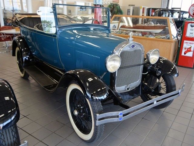 1928 Ford Model A Fordor Phaeton