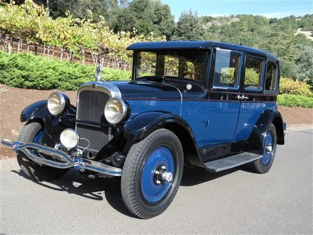 1928 Nash 328 Standard 6 Landau