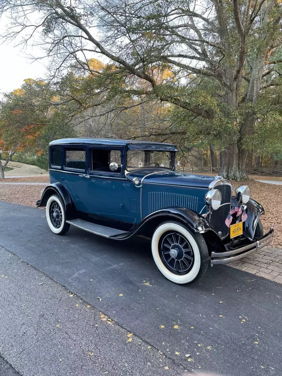 1929 Dodge DA Two tone blue with black fenders