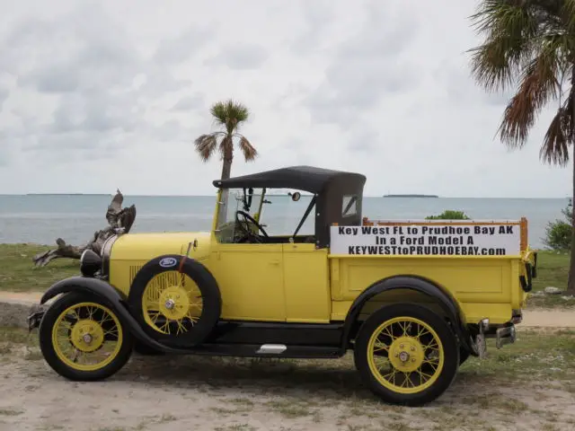 1929 Ford Model A yellow and black