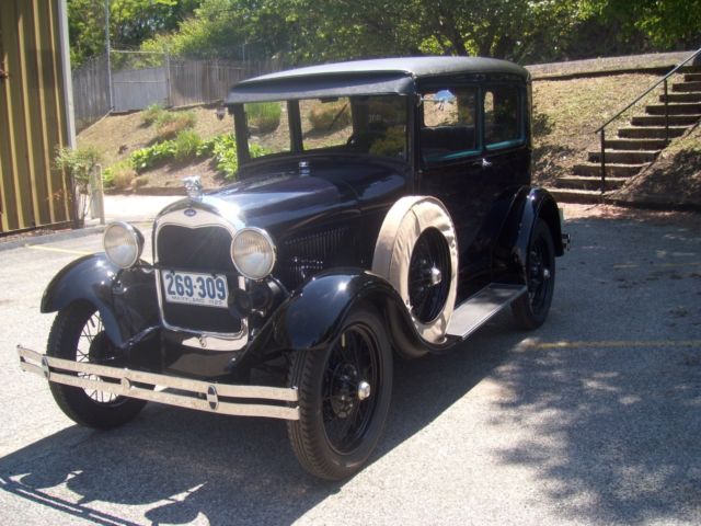 1929 Ford Model A VERY LT GRAY