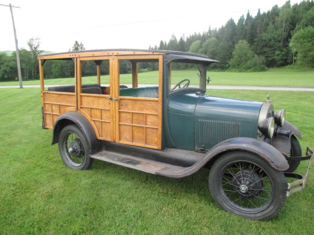 1929 Ford Model A station wagon