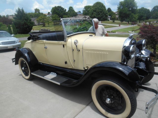 1929 Ford Model A CHROME///BLACK