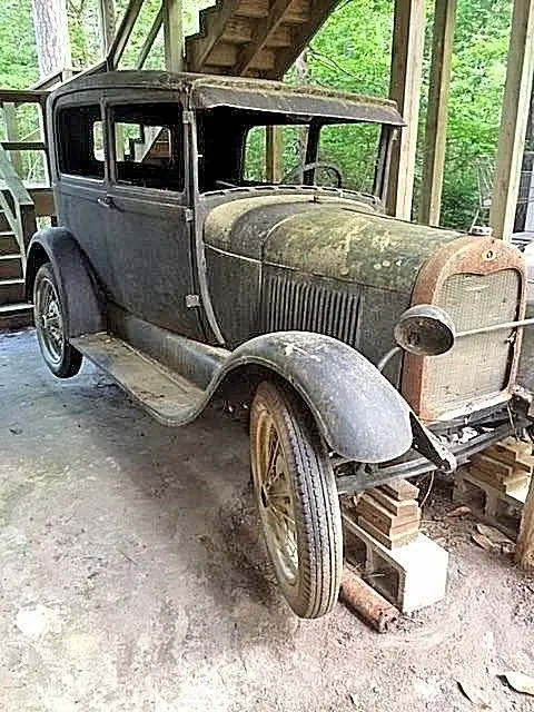 1929 Ford Model A Sedan