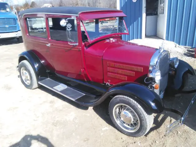 1929 Ford Model A sedan