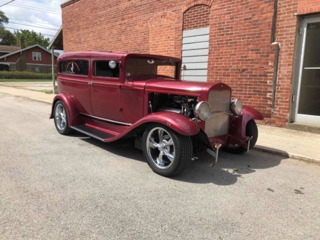 1929 Plymouth Hot Rod / Street Rod - LOADED CLASSIC -FATMAN FRONT SUSPENSION-  CHECK