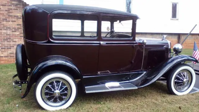 1930 Ford Model A Deluxe