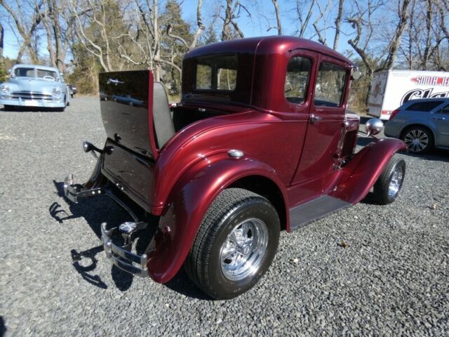 1930 Ford Model A 5 Window