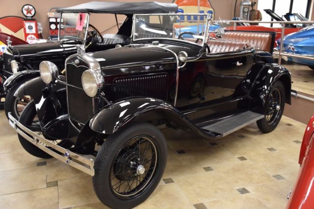 1930 Ford Model A Roadster - Rumble Seat