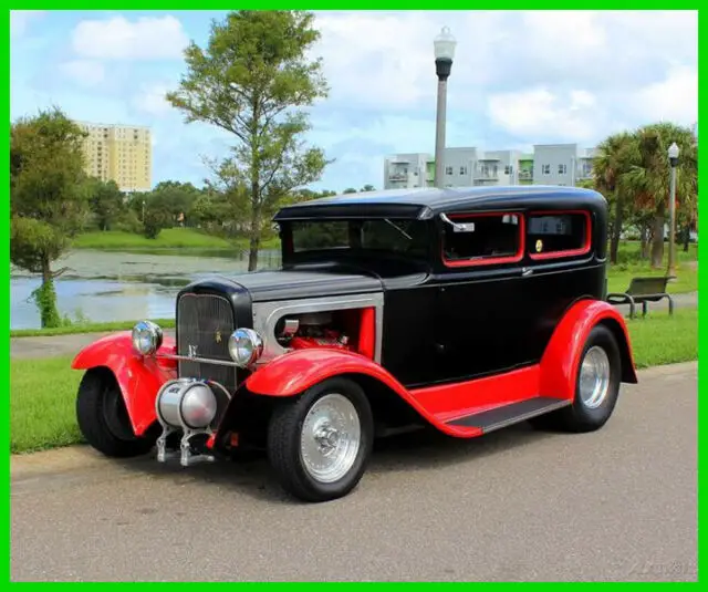 1930 Ford Tudor Hot Rod / Street Rod