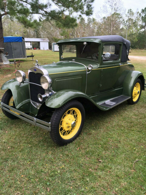 1930 Ford Model A deluxe coupe