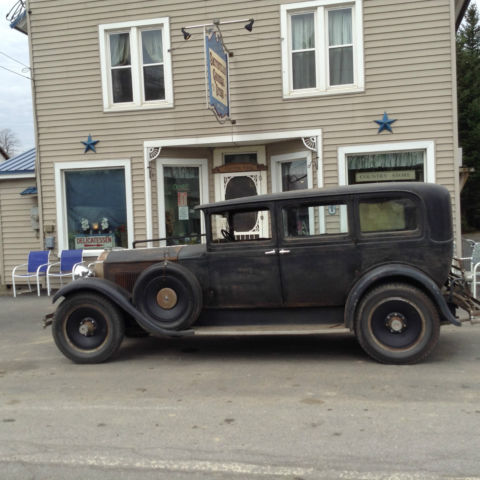 1930 Packard 733 Sedan