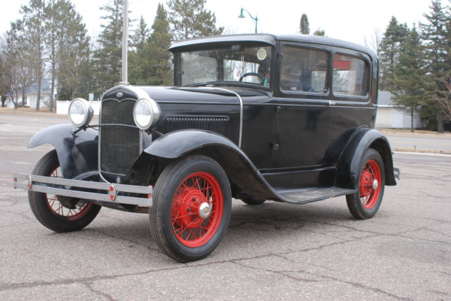 1931 Ford Model A Sedan Tudor