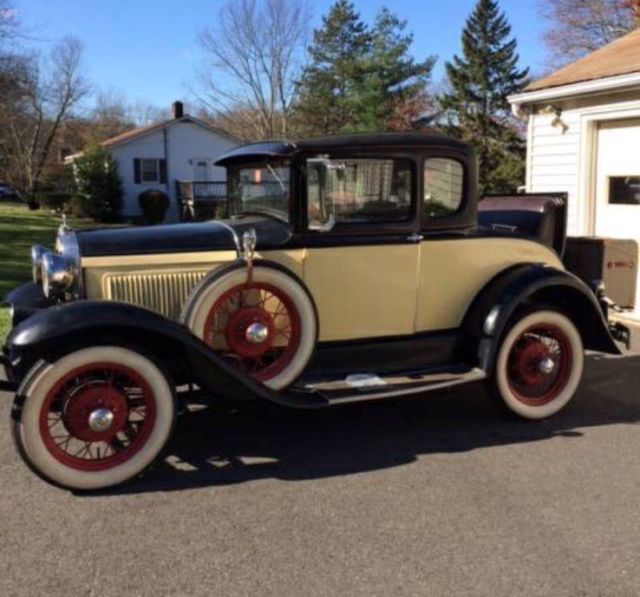 1931 Ford Model A deluxe