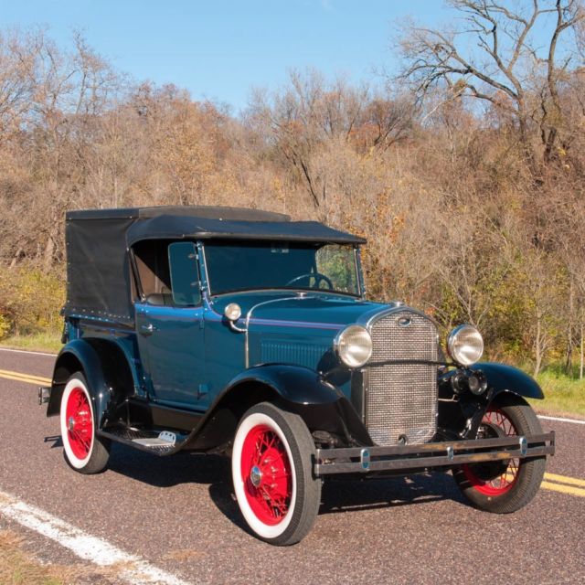 1931 Ford Model A Model A Step Bed Roadster Pickup (Canopy Top)