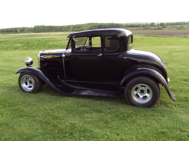 1931 Ford Model A DUECE COUPE