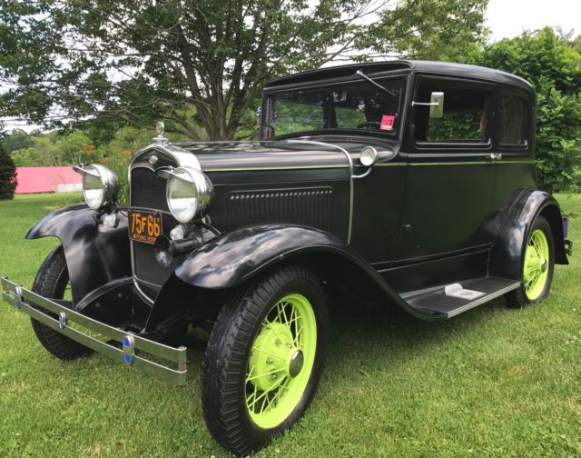 1931 Ford Model A Victoria