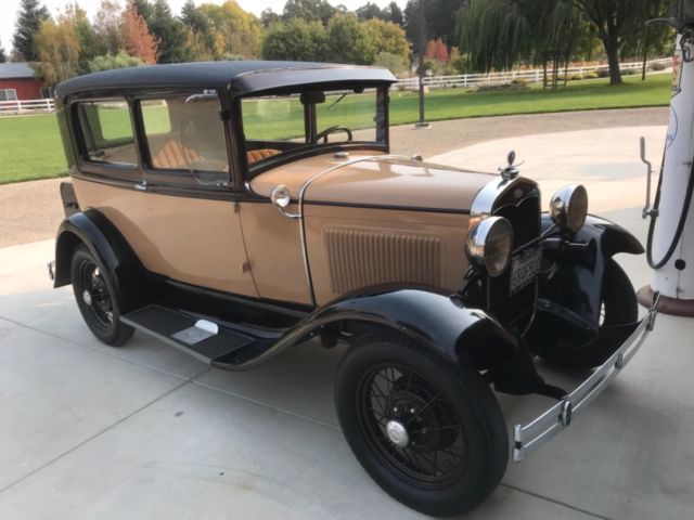 1931 Ford Model A Deluxe