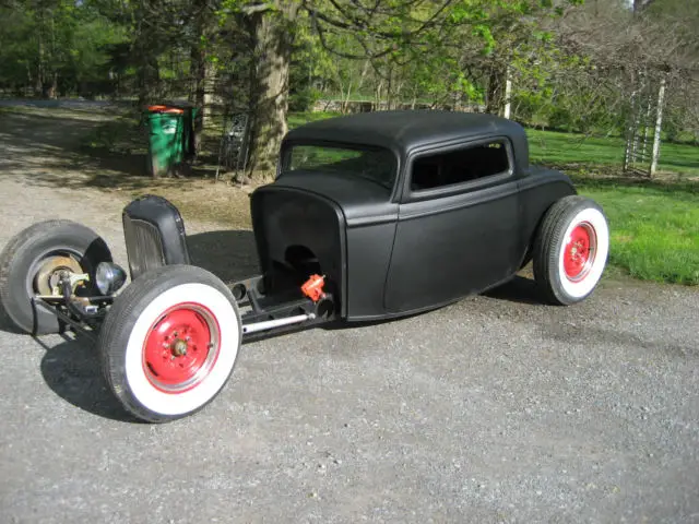 1932 Ford 3 WINDOW COUPE