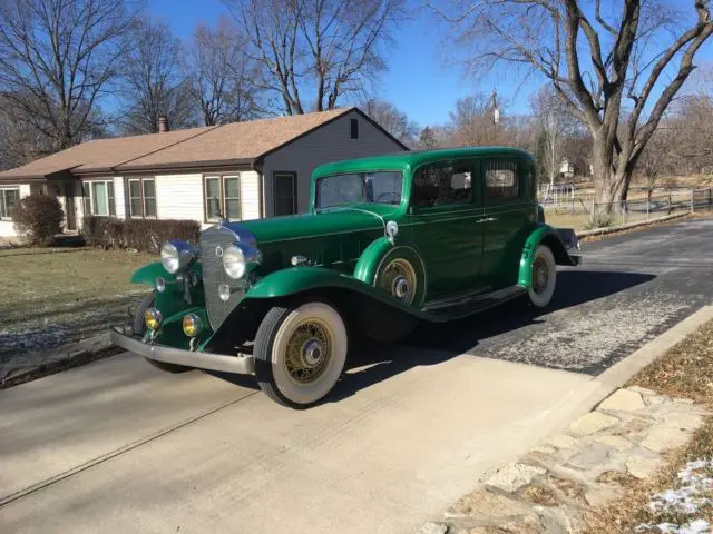 1932 Cadillac 355 B