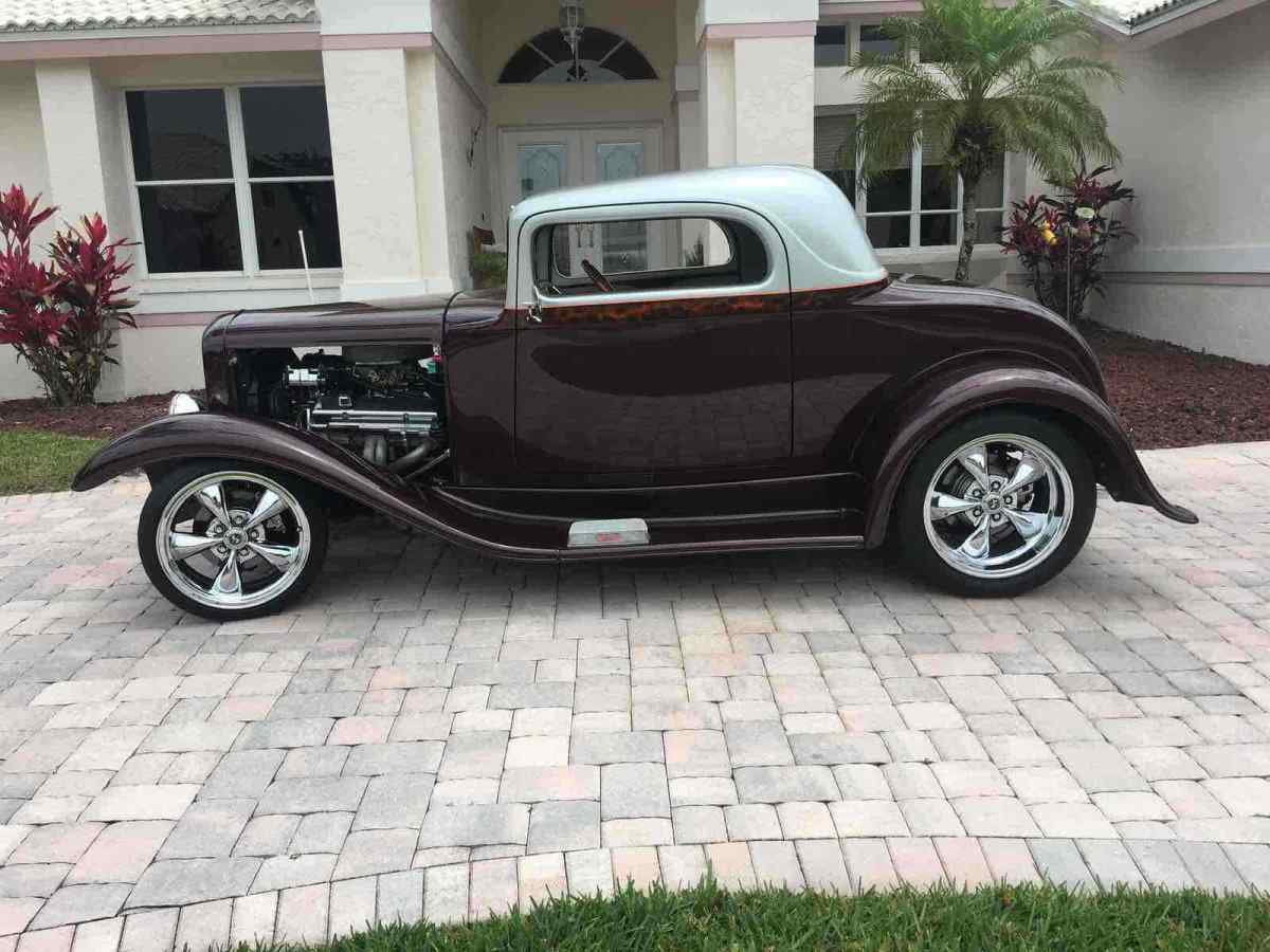 1932 Ford 3 Window Coupe Custom