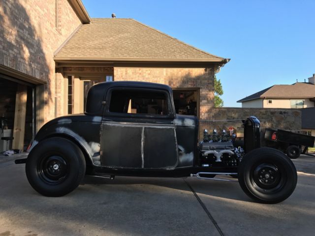 1932 Ford 3 window