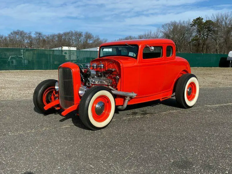 1932 Ford 5-Window