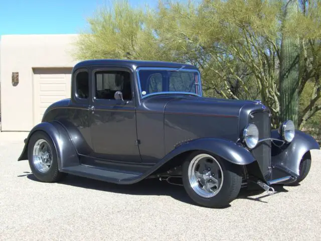 1932 Ford 5 WINDOW DELUXE DELUXE