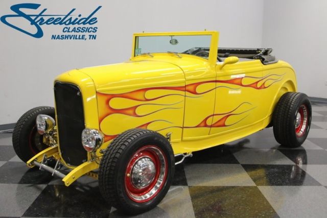 1932 Ford Cabriolet --