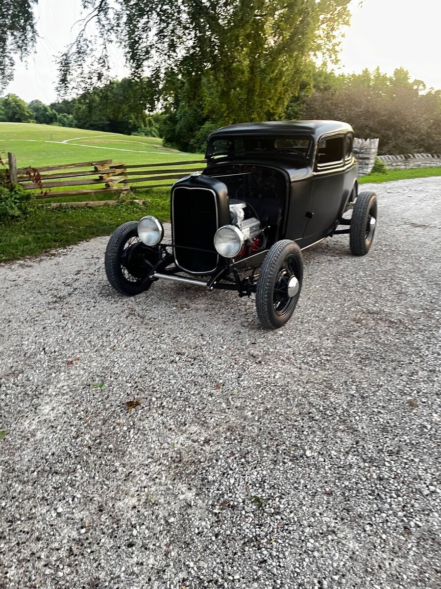 1932 Ford Coupe 5w