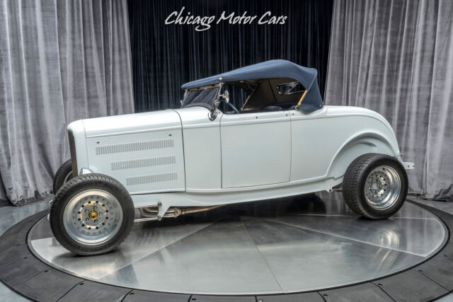 1932 Ford Custom Roadster BUILT BY MIDWEST STREET CUSTOMS! 5.7 Liter Che