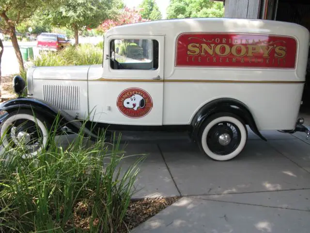 1932 Ford Other Deluxe