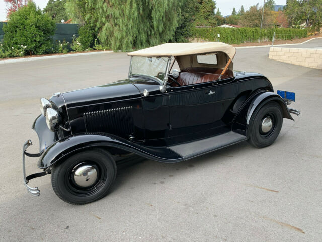 1932 Ford Roadster Deluxe