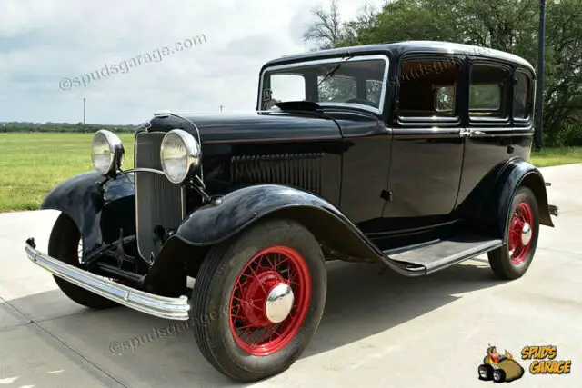 1932 Ford Model B Fordor Sedan