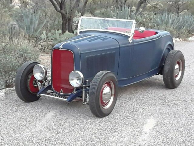 1932 Ford Other DELUXE