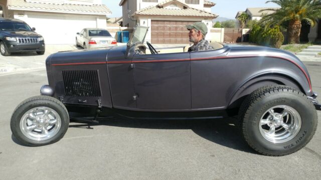 1932 Ford Model A roadster